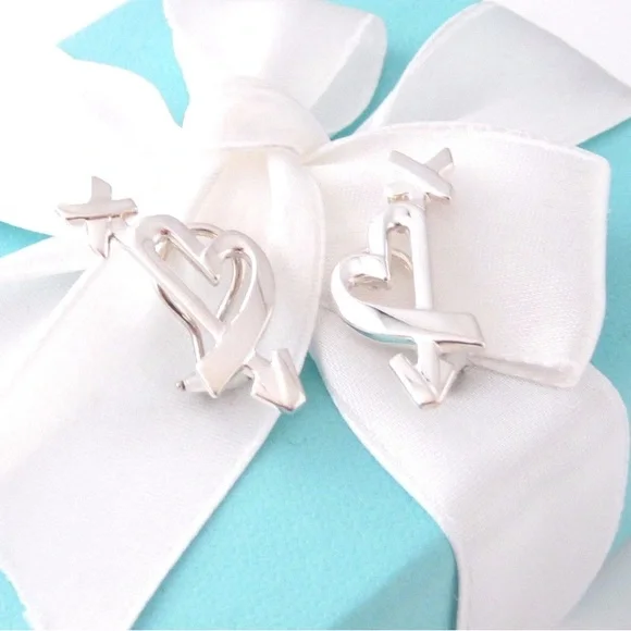 Tiffany & Co. Paloma Picasso Heart Arrow Kiss Love Clip-On Earrings